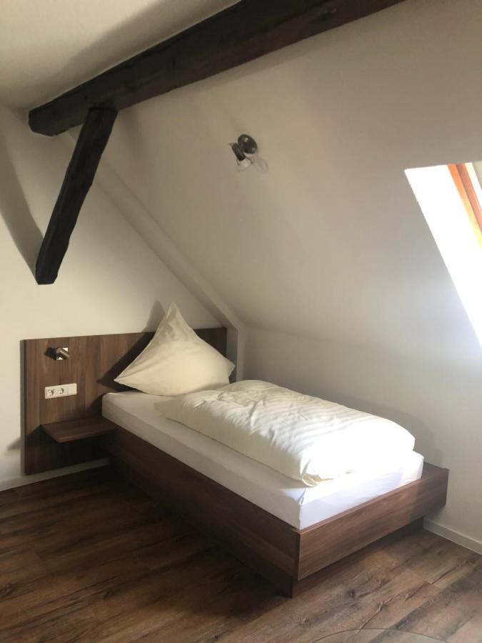 Landgasthof-Hotel Zur Linde Großenlüder 외부 사진