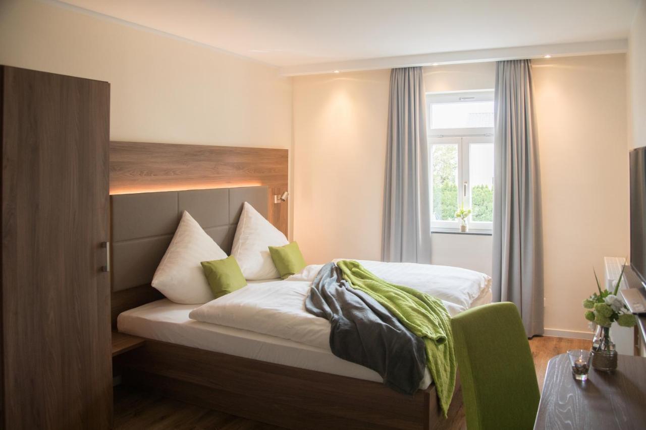 Landgasthof-Hotel Zur Linde Großenlüder 외부 사진