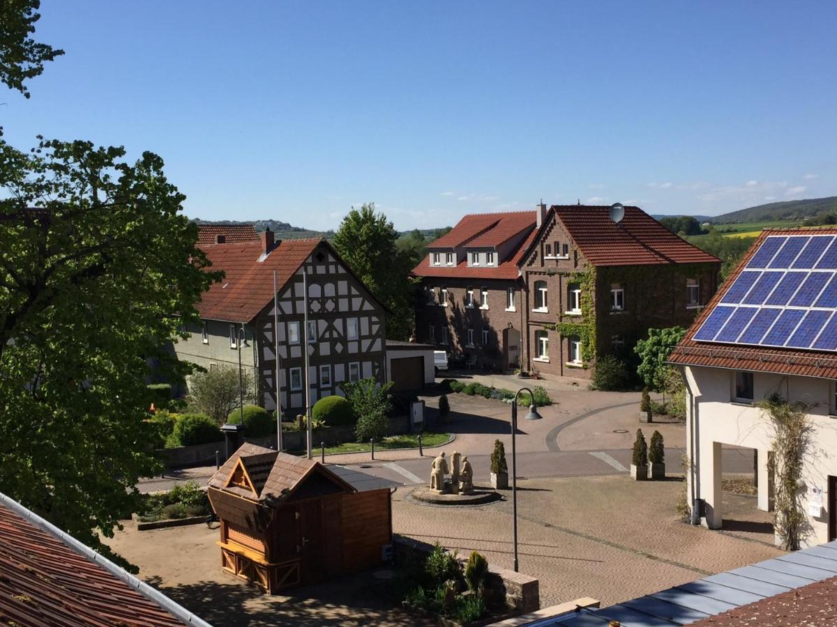 Landgasthof-Hotel Zur Linde Großenlüder 외부 사진