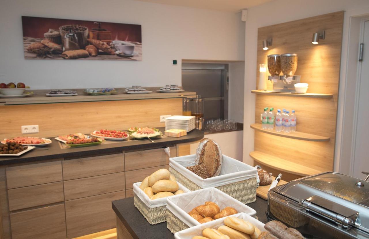 Landgasthof-Hotel Zur Linde Großenlüder 외부 사진